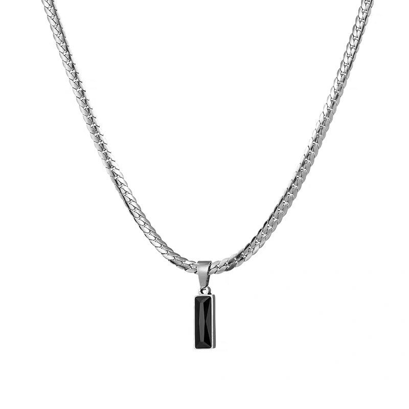 Zircon Embossed Geometric Necklace